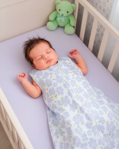 Saco-de-Dormir-Casulo-Bebe-Menina-Suedine-Estampado-Floral-Lilas